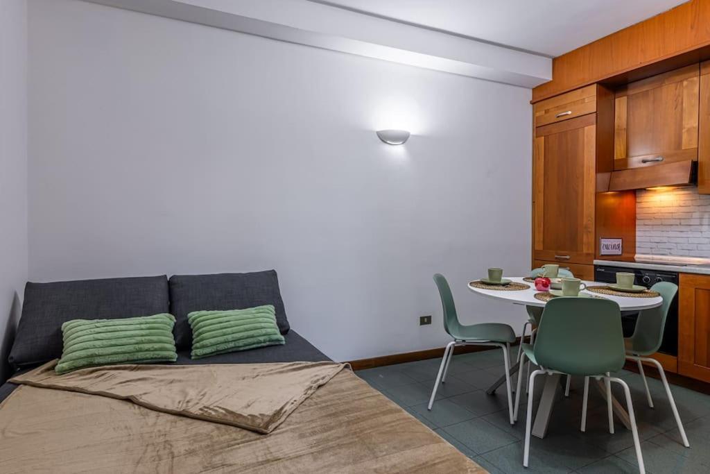 Close To Duomo Lovely City Center Flat Appartement Milaan Buitenkant foto
