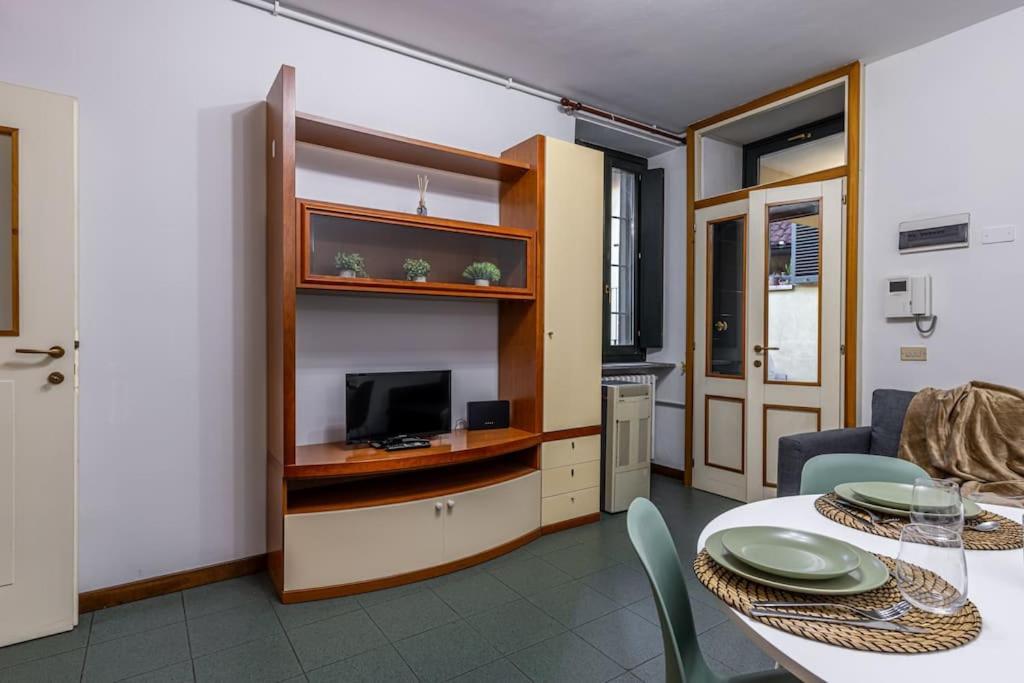 Close To Duomo Lovely City Center Flat Appartement Milaan Buitenkant foto
